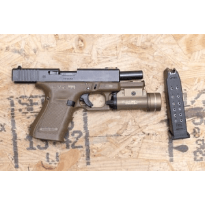 Glock 19 Gen4 9mm Police Trade-In Pistol with Tactical Light