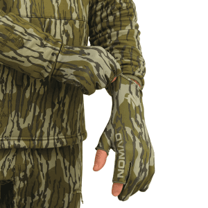 NOMAD Fingerless Hunting Gloves Mossy Oak Camo