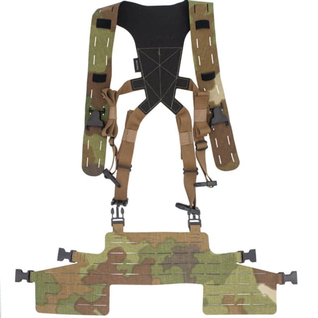 Wilder Tactical HITMAN GEAR Full Rack with Lightweight Shoulder Harness V1 Nemesis Woodland One Size
